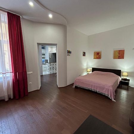 Modern Apartments In A Historical Place On Gorodotskaya ลวีฟ ภายนอก รูปภาพ